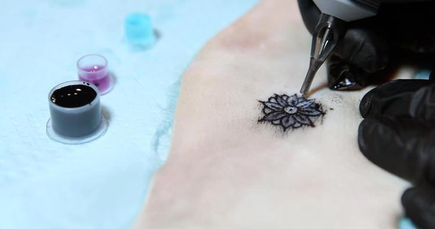 Smart Tattoos: transforming your phone into fashion | HS Insider